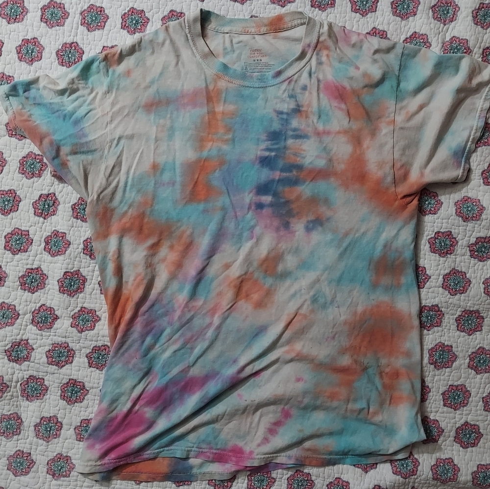 Tye die shirt